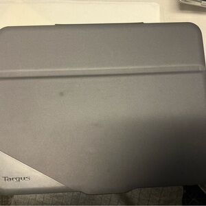 Targus Sleek Protective Tablet Sleeve in Dark Gray
